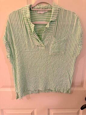 Jane and Delancey Green & White Striped Seersucker V-Neck Top